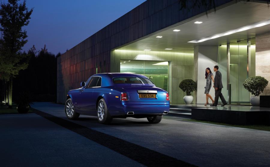  Rolls-Royce Phantom Coupe 2012 года  (фото 27 из 34)